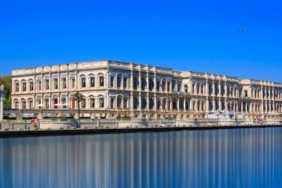 Ciragan Sarayinda Kritik Baris Gorusmeleri